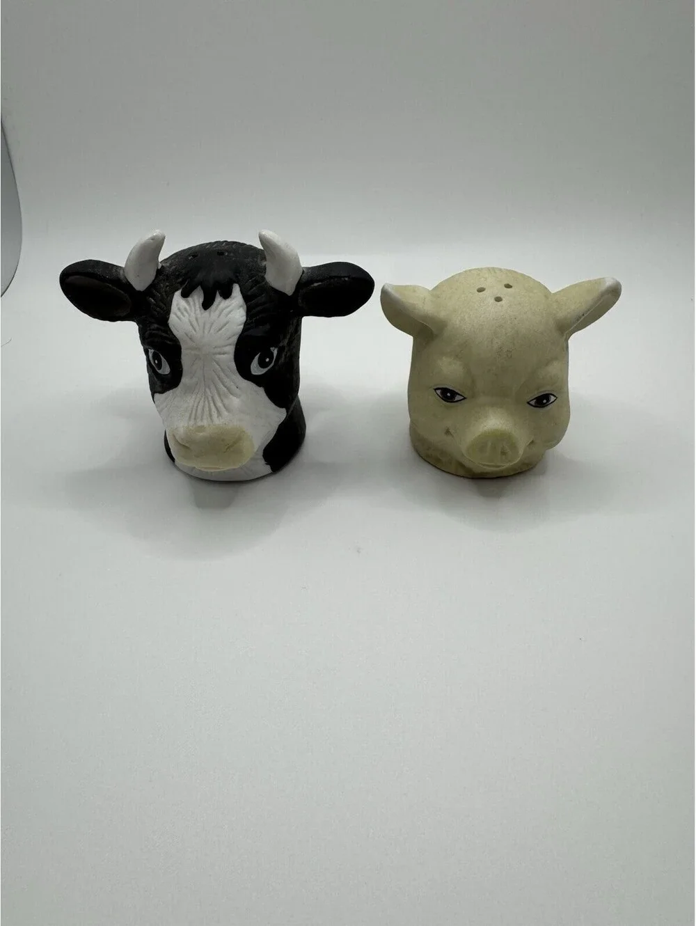 Vintage Cow And Pig Salt And Pepper Shakers